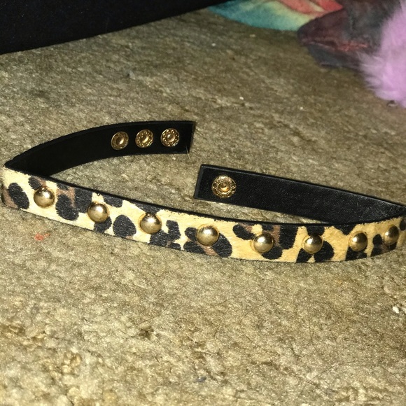 Leopard print studded choker